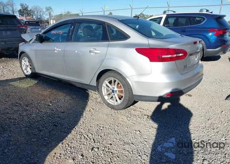 2016 Ford Focus Se z USA, uszkodzony, nr VIN 1FADP3F29GL265831